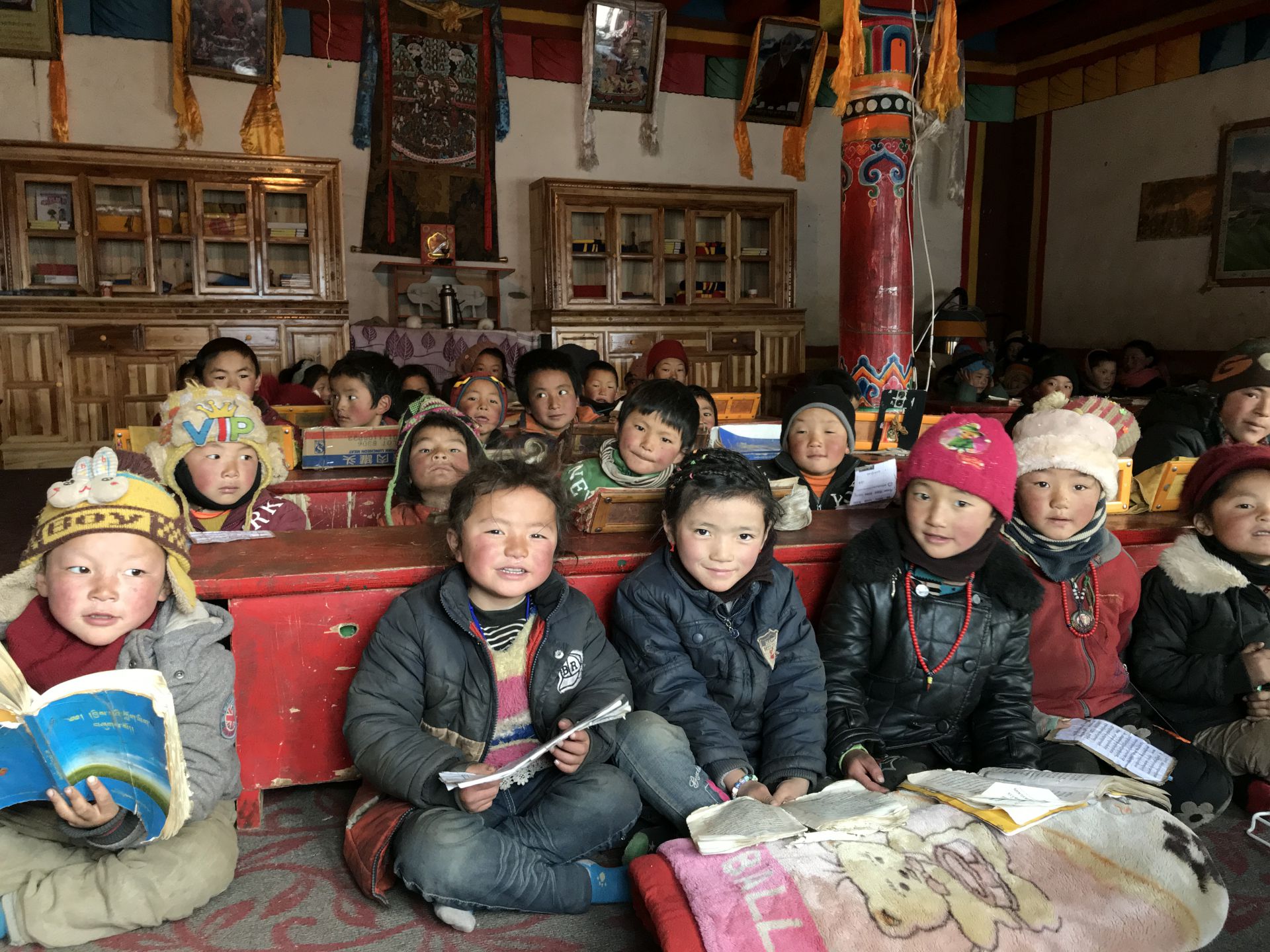 Z6·尊龙凯时「中国」官方网站公益回顾丨家国同欢月同圆 温暖满载甘孜州(图11)